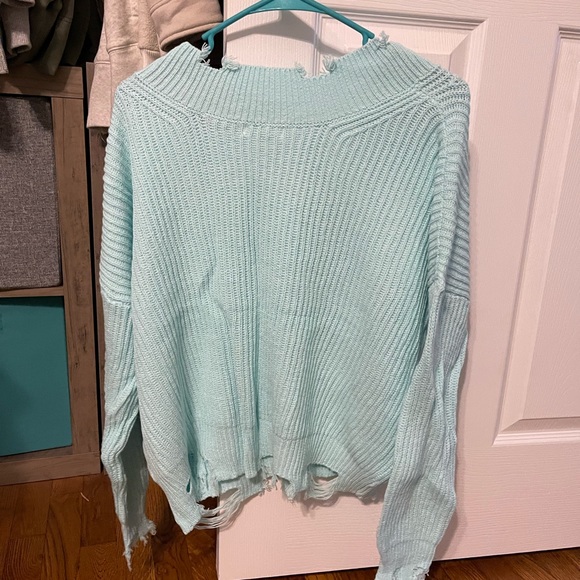 Distressed sweater - Picture 4 of 5